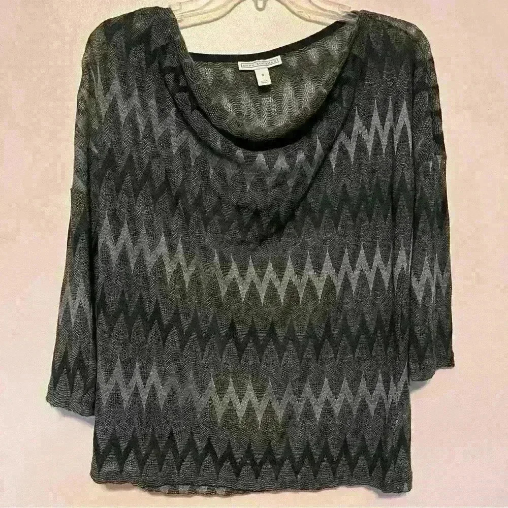 Dana Buchman Black and Gray Chevron Shirt Size Small - Picture 1 of 5